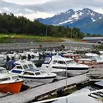 9 Person In Hundeidvik-by Traum Feriehus *
