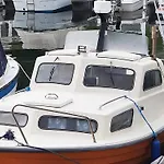 9 Person In Hundeidvik-by Traum *