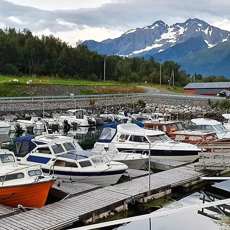 9 Person In Hundeidvik-by Traum Dom wakacyjny *