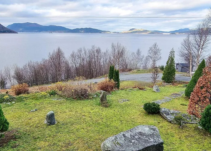 9 Person In Hundeidvik-by Traum Holiday home *