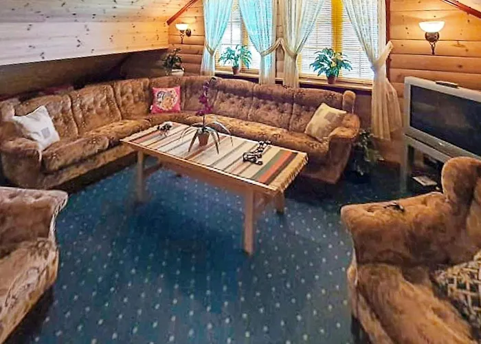 Prázdninový dům 9 Person In Hundeidvik-by Traum